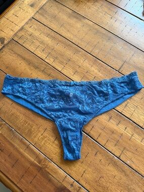 Intimissimi Blue Thong Used Panties Medium